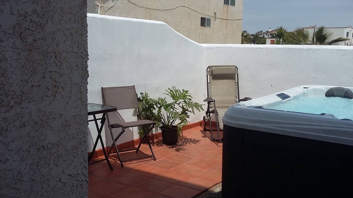 Lengueta Arenosa House | Sleeps 15: Beautiful 3,300 sqft, 2 Story Beach Home w/NEW 9 ppl/72 jet HOT TUB!