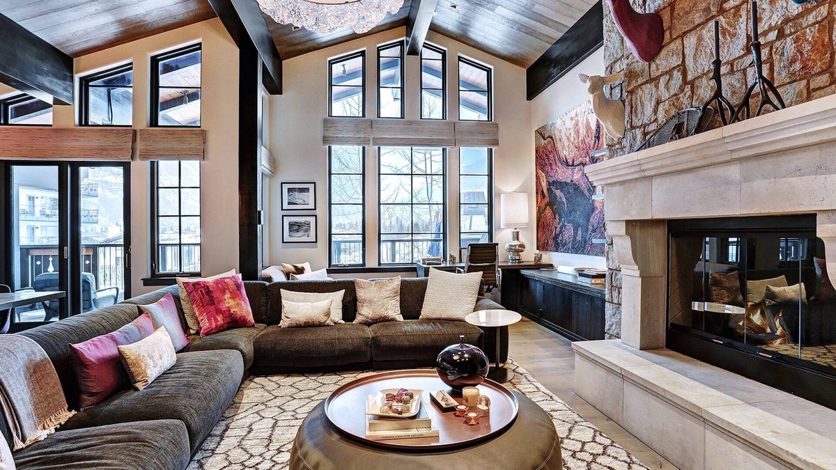Vail Ski Chalet | Sleeps 16! Ski-In/Ski-Out Mountain Chalet