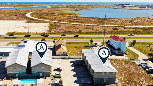 Corpus Christi House | Sleeps 19 2 Homes w Pool FoosballShuffleboard Mins to the Beach Shops