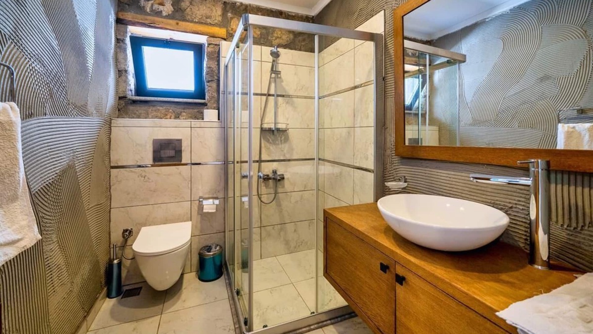 Faralya Villa | Sleeps 4, Spacious Lux Villa with Private Pool AWZ 275