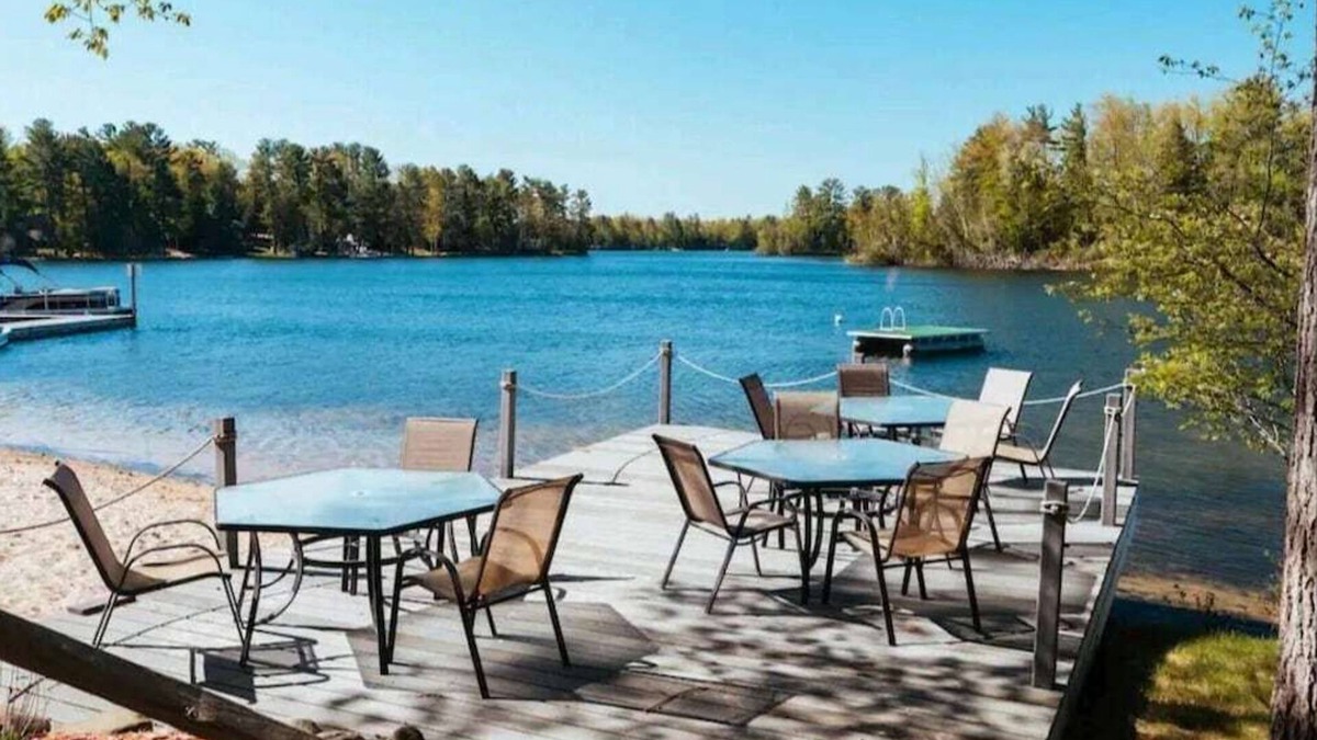 Mayfield Resort | Sleeps 72 on Spider Lake minutes from downtown Traverse City