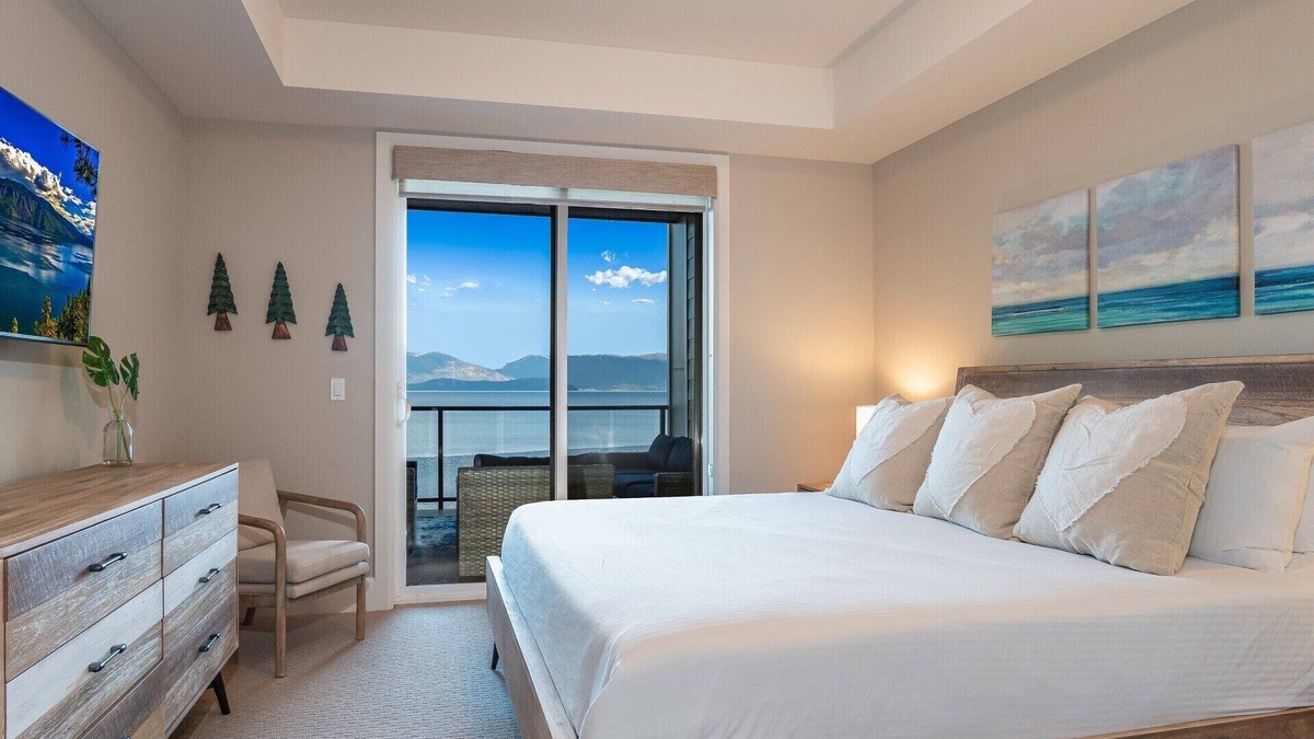Sandpoint Condo | Sleeps 8 with Fireplace - Seasons at Sandpoint