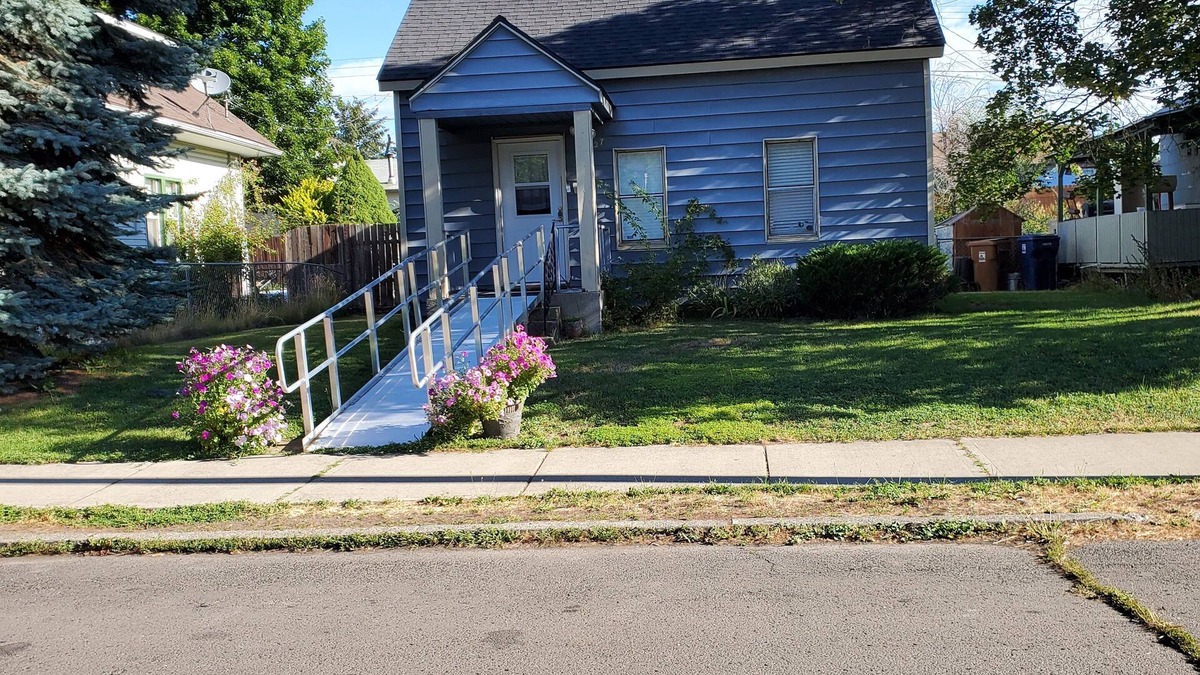 Nevada - Lidgerwood House | Sleepy Dreams in Spokane
