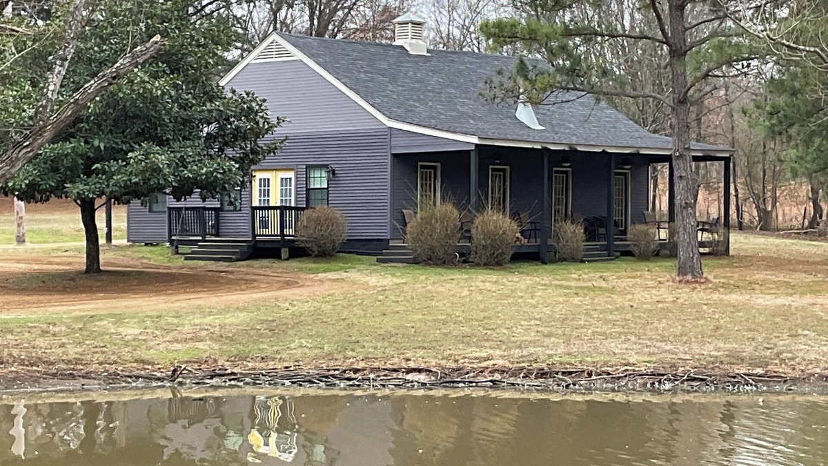 Walnut Grove House | Slice of Heven Beautiful 15 Acres