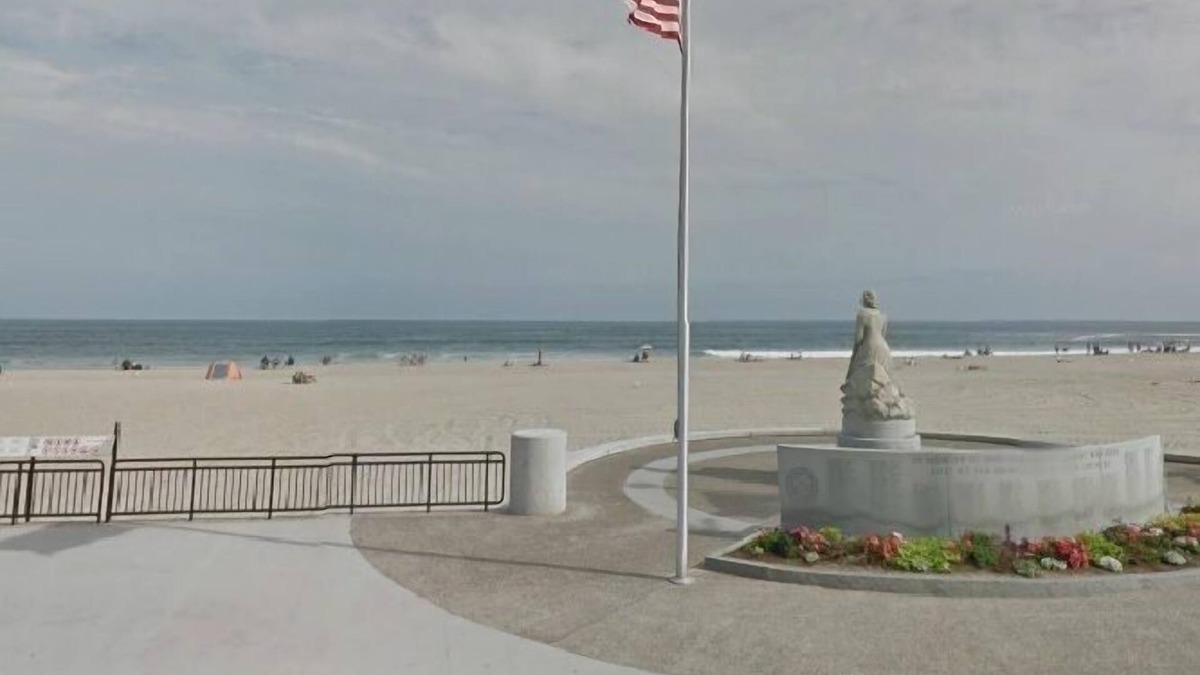 Hampton Condo | Slice Of Paradise At Hampton Beach, NH