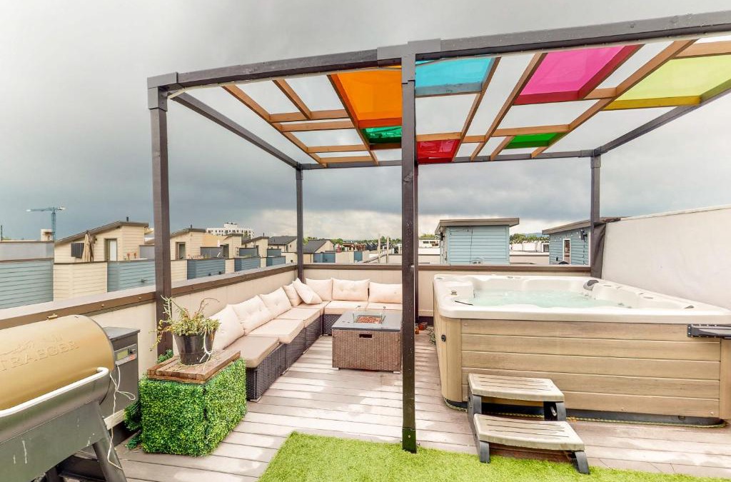 West Colfax House | Sloan Lake’s Rooftop Oasis