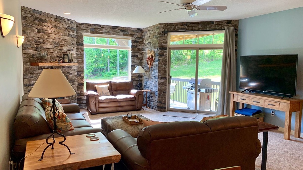 Bellaire Condo | Slope Side Condo-Schuss Mountain-Cedar River Golf Course - Shanty Creek Resorts