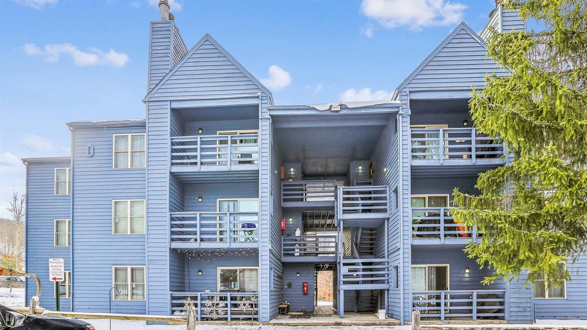 Northface Condo | Slopeside D203. The perfect location for your next ski vacation!