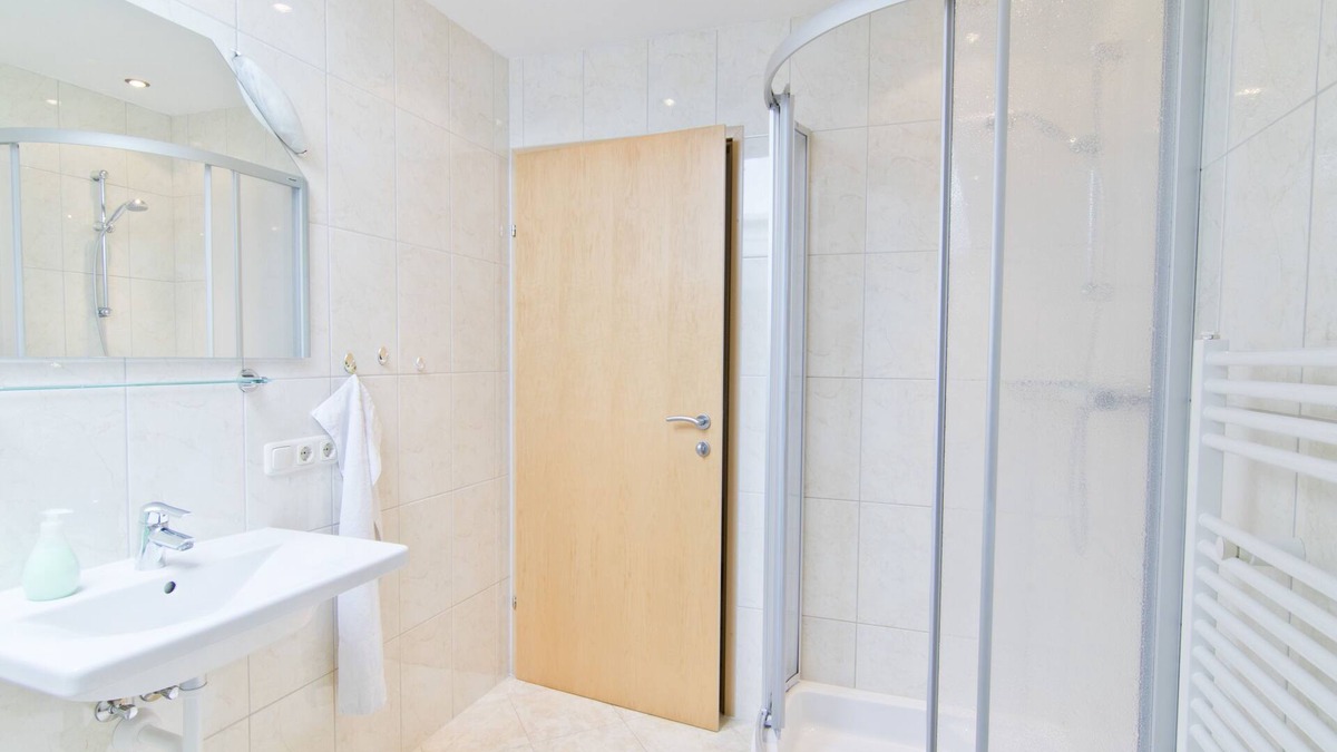 Schlitters Apartment | Slow down in the fresh alpine air, secluded location with great views