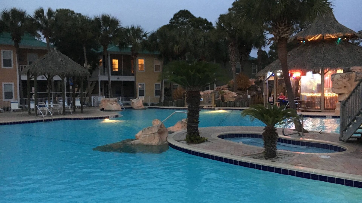 Ono Island Cottage | Slow Mo 17AD-Beautiful Beach Cottage @ the Purple Parrot Resort/Perdido Key FL