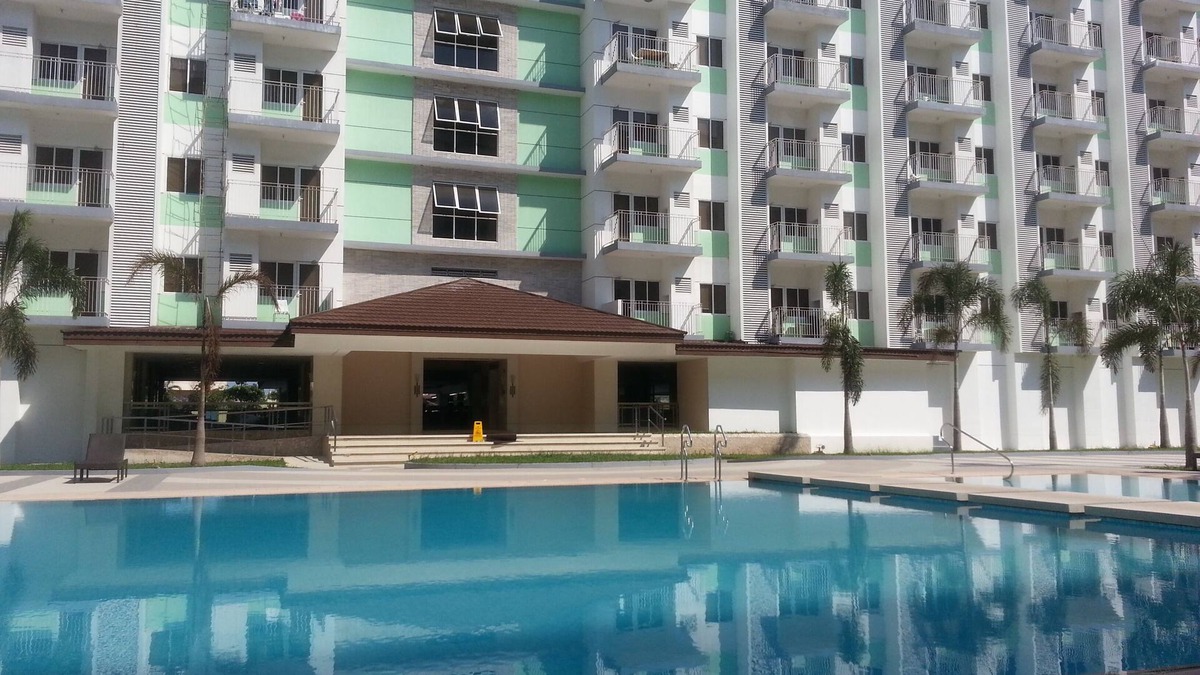 San Dionisio Condo | SM FIELD RESIDENCES, 85m2, FREE POOL, 2 BEDROOMS, 2 BATHROOMS, 24HRS SECURITY
