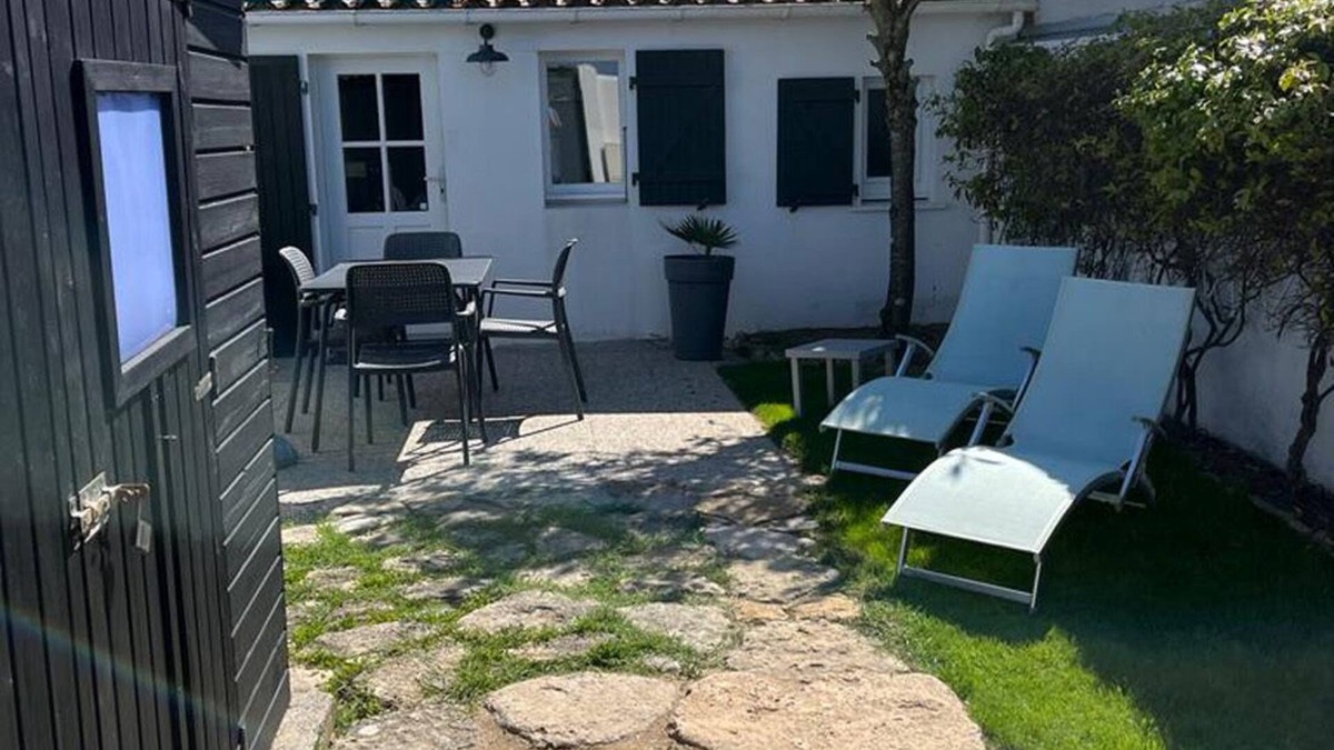 Saint-Clement-des-Baleines House | Small house with garden close to the sea, on the Ile de Ré