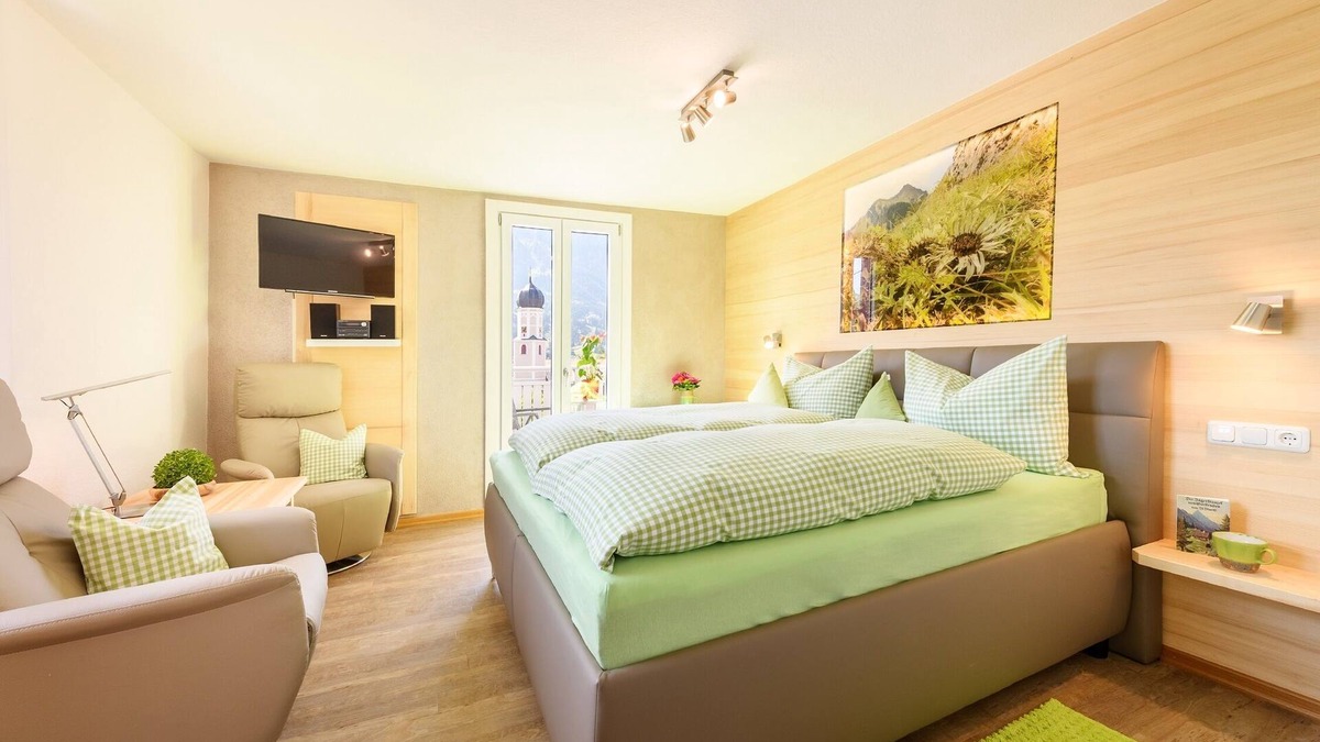 Rettenberg Apartment | "Small and very fine"