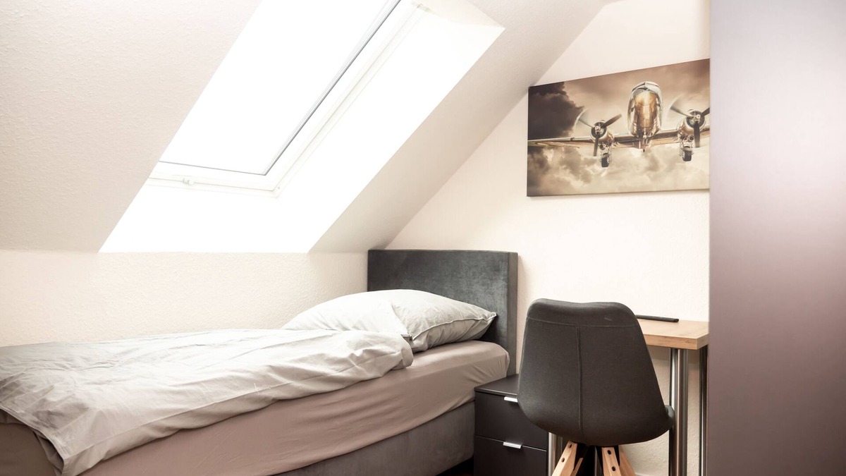Neudorf Apartment | Small apartment with bedroom, kitchen and bathroom