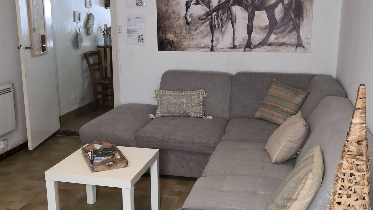 Saint-Martin-le-Mault House | Small atypical country house with private SPA.