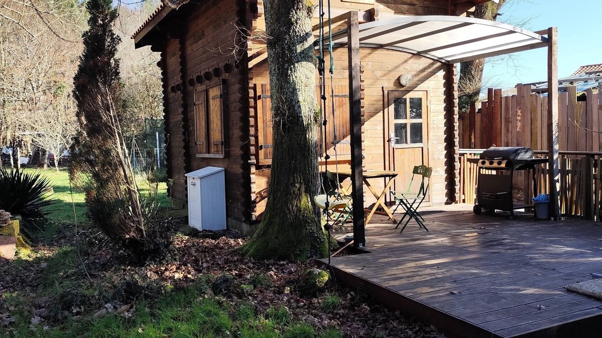 Sanguinet Ski Chalet | Small chalet in the Landes region, close to the lake, ocean and Dune du Pilat.