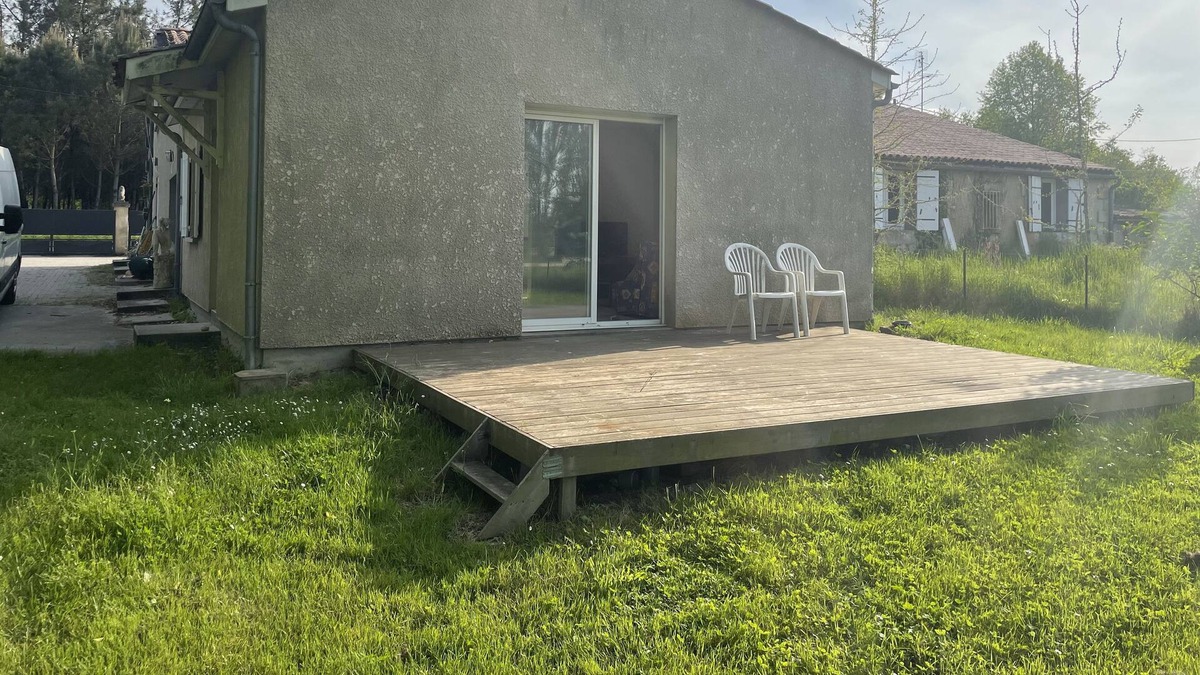 Marsas Apartment | Small country house on property overlooking the meadow