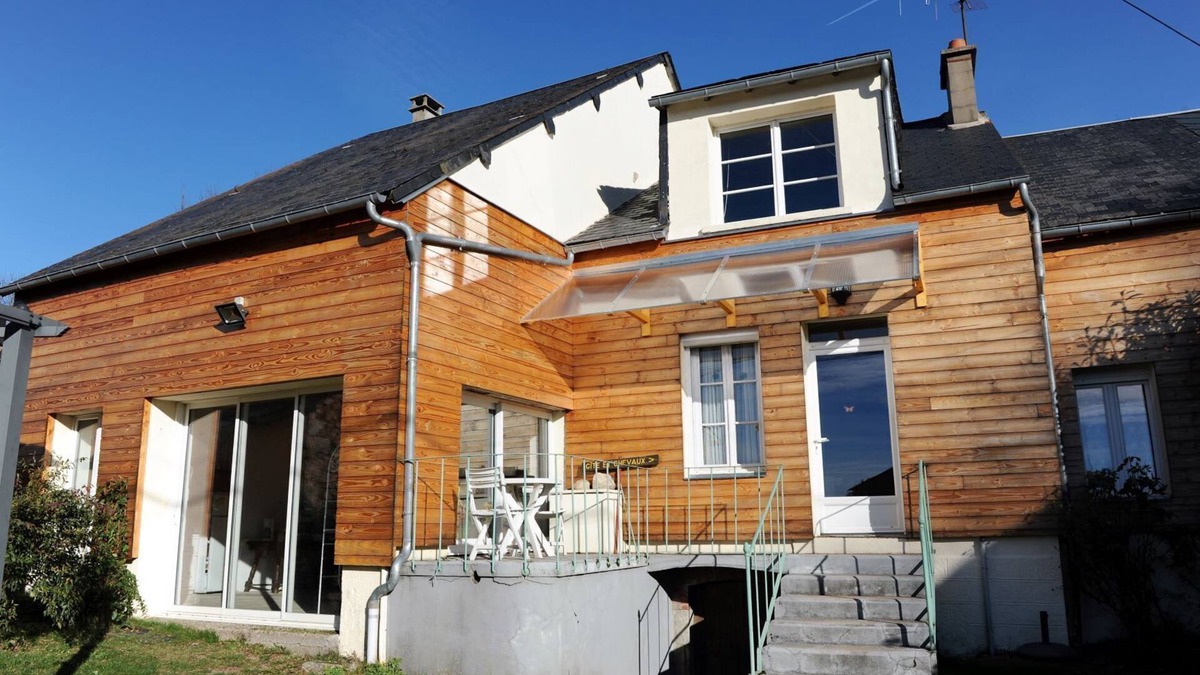 Ouroux-en-Morvan House | Small detached house in the heart of the Morvan
