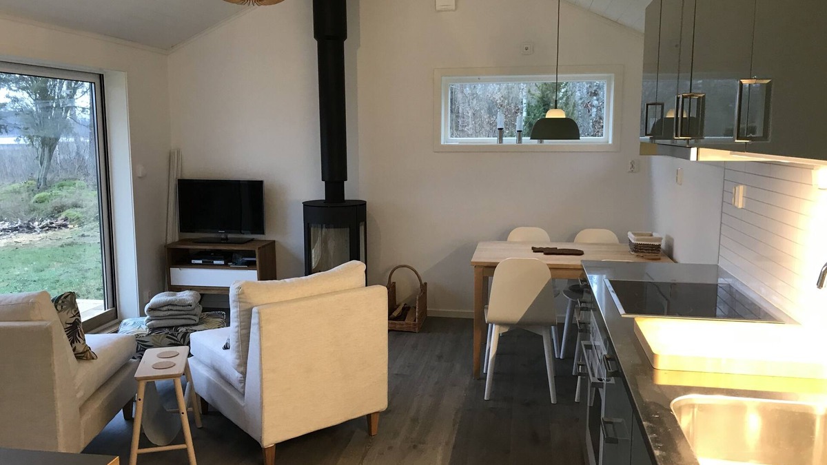 Softestorp House | Small dream house with a clear view of the lake, incl. Rowboat at Tingsryd