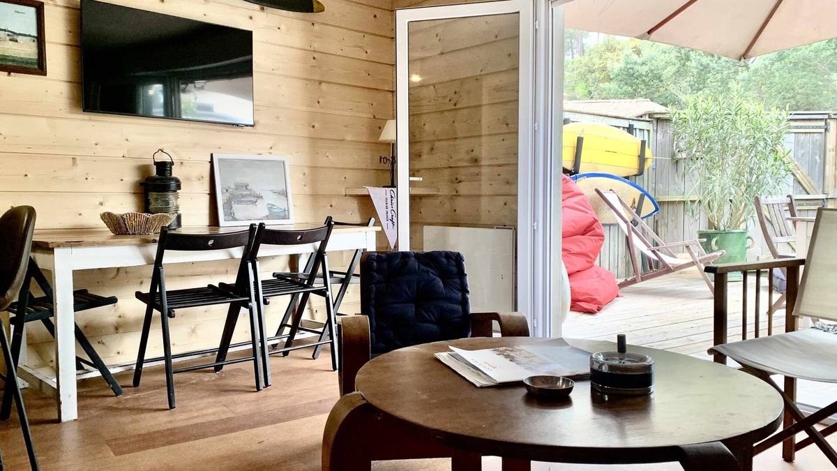 Le Canon House | Small duplex house with terrace in residence with swimming pool center Le Canon