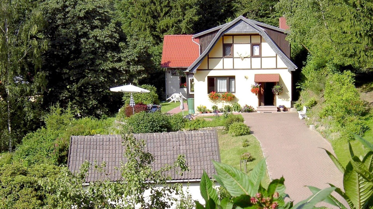 Stolberg House | Small, fine holiday home in a prime location