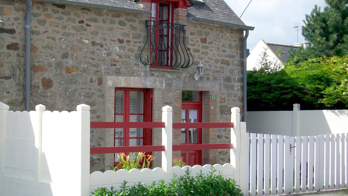 Cherrueix House | Small fisherman's house