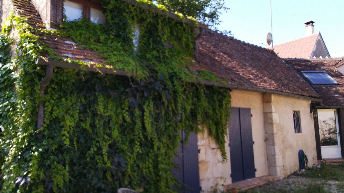 Saint-Hilaire-sur-Benaize House | Small country house