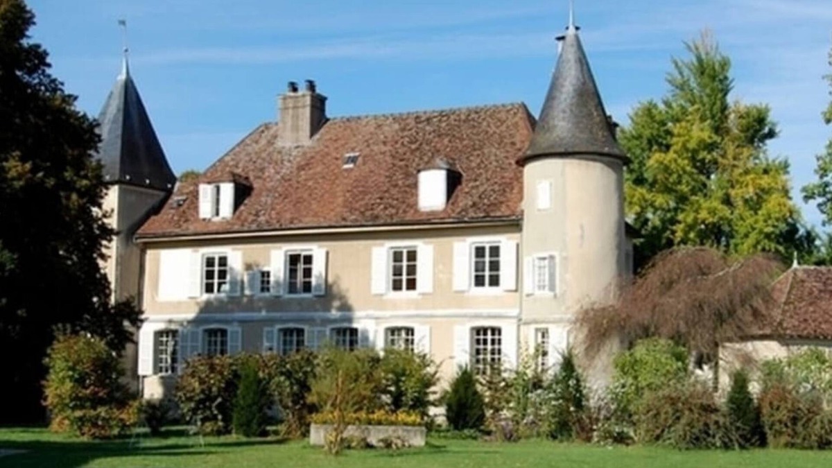 Rumilly-les-Vaudes House | Small French Chateau Deep In Rural France But Only A Four Hour Drive From Calais