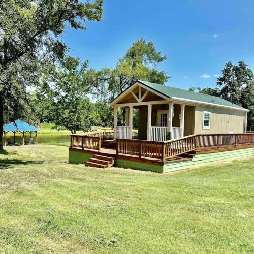 Emory House | Small Home near Lake Fork with Stocked Pond
