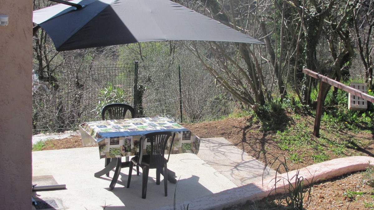 Roquebilliere House | Small house 40m2 9km from Saint Martin de Vésubie near hiking trails