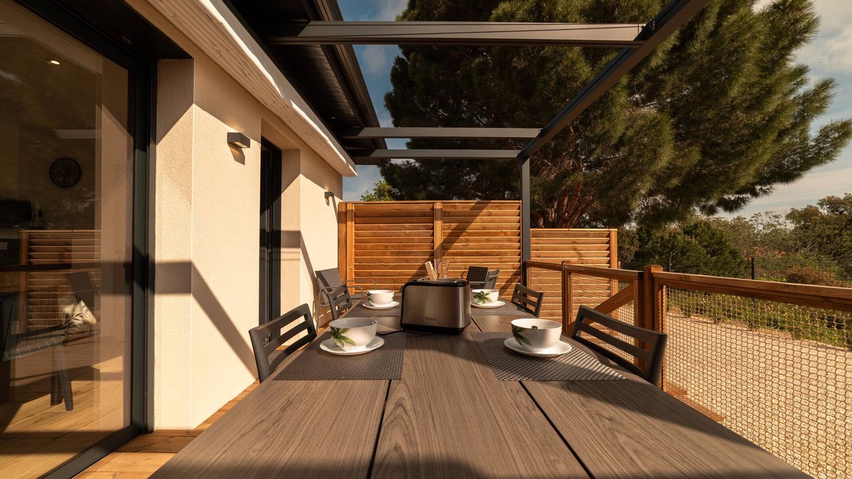 Sorede Apartment | Small House "Côté Nature" with Mountain View, Wi-Fi and Air Conditioning