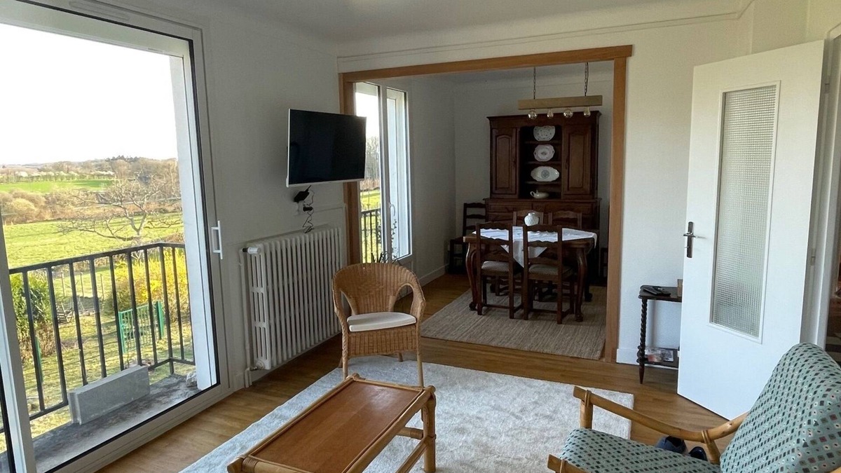 La Souterraine House | Small house entirely renovated, 2 minutes from the medieval site of Bridiers