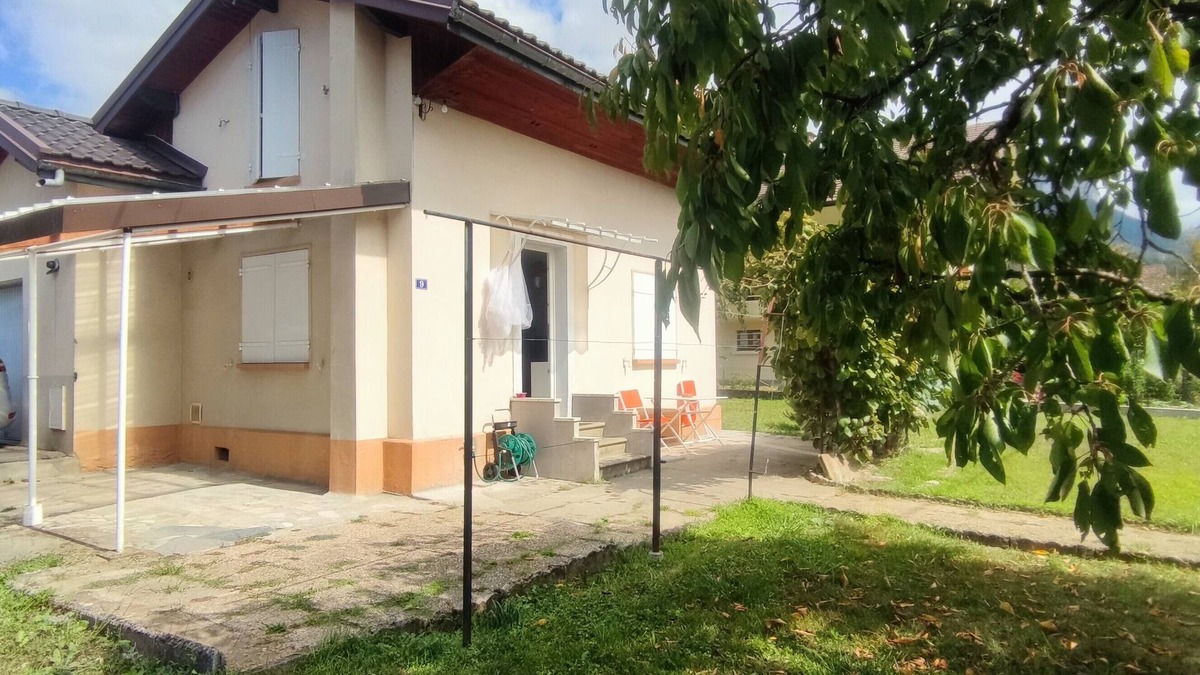Bassens House | Small house with garden in a quiet area near the center of Chambéry