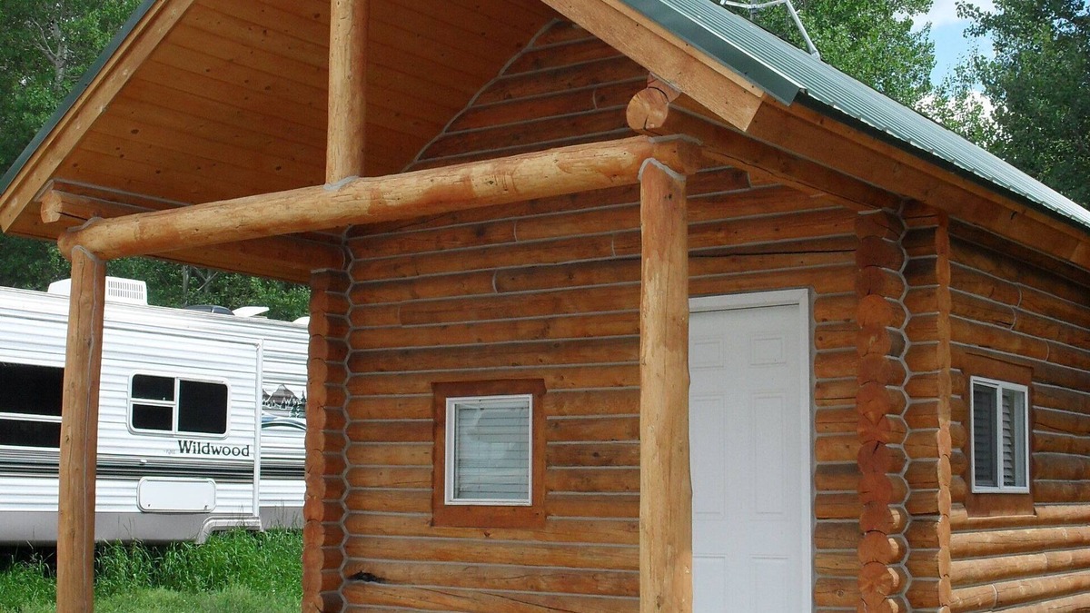 Island Park Cabin | Small Lake View Cabin overlooking Henry's Lake by Yellowstone National Park