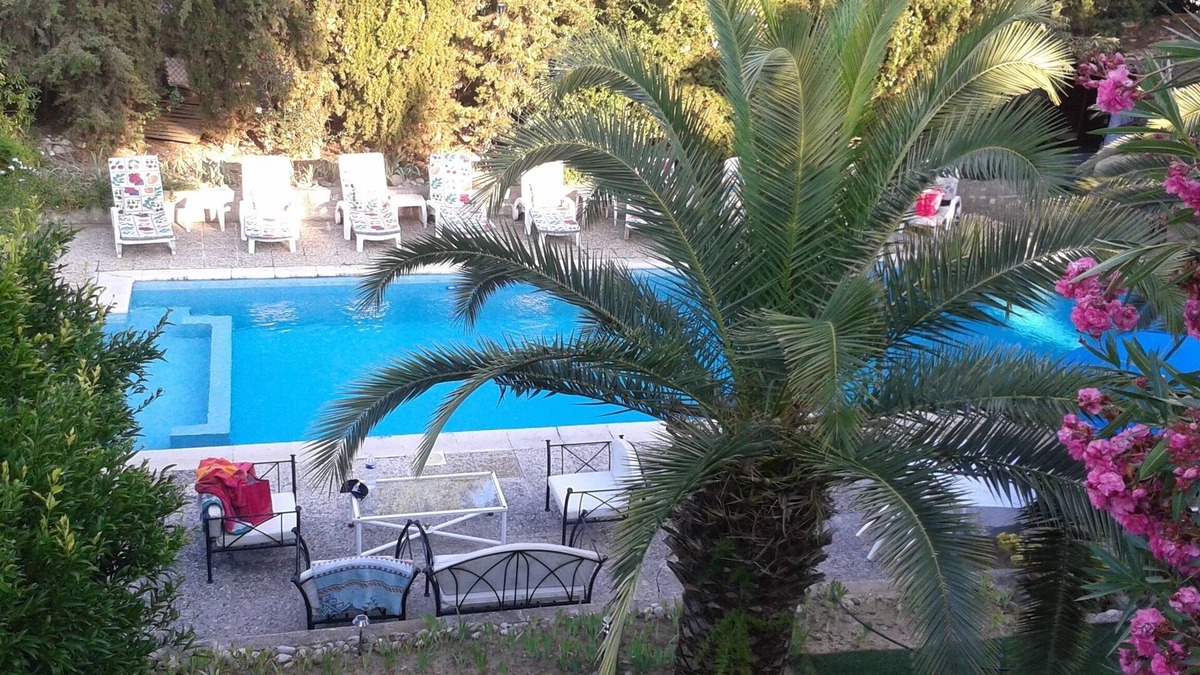 Fabron Condo | small paradise, villa, pool, 400M Nice beach, the countryside in the city center.