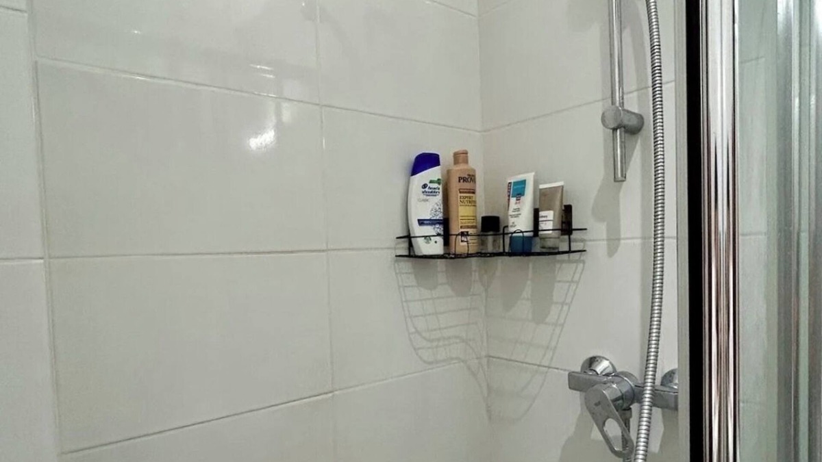 Cachan Apartment | Small private room, next to train B, 15 minutes go to Paris center.n