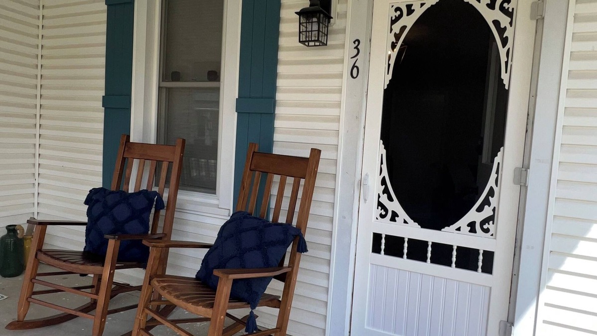 South Charleston House | Small Town Charmer 2