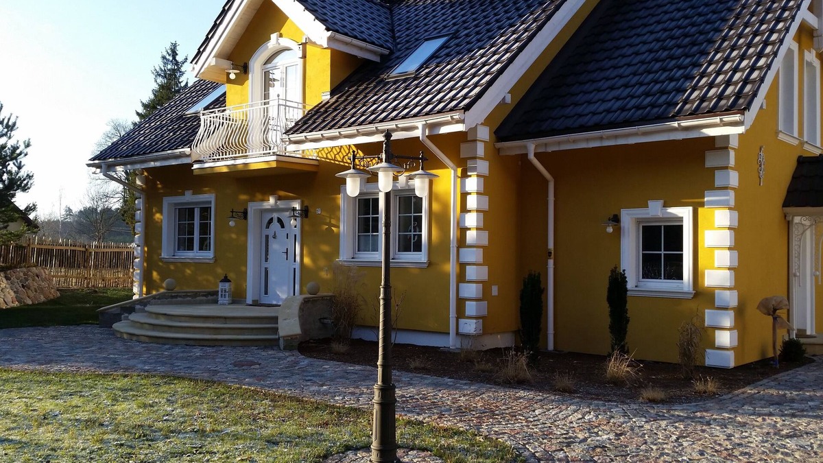 Swieta Lipka Apartment | Small yellow villa in Masuria (apartment WEST in the attic)