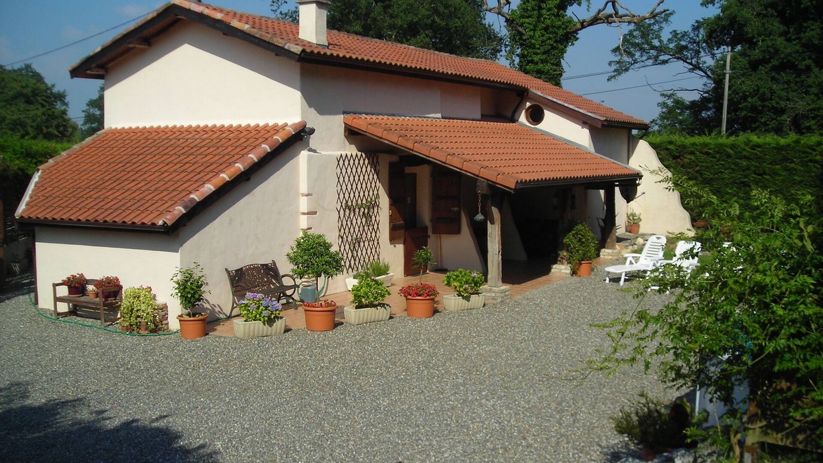 Clermont House | Smallwater Lake Lodge, family & pet friendly with wheelchair access
