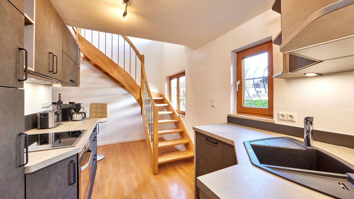 Garmisch-Partenkirchen Apartment | Smart 53sqm maisonette apartment on the ground floor +1st floor