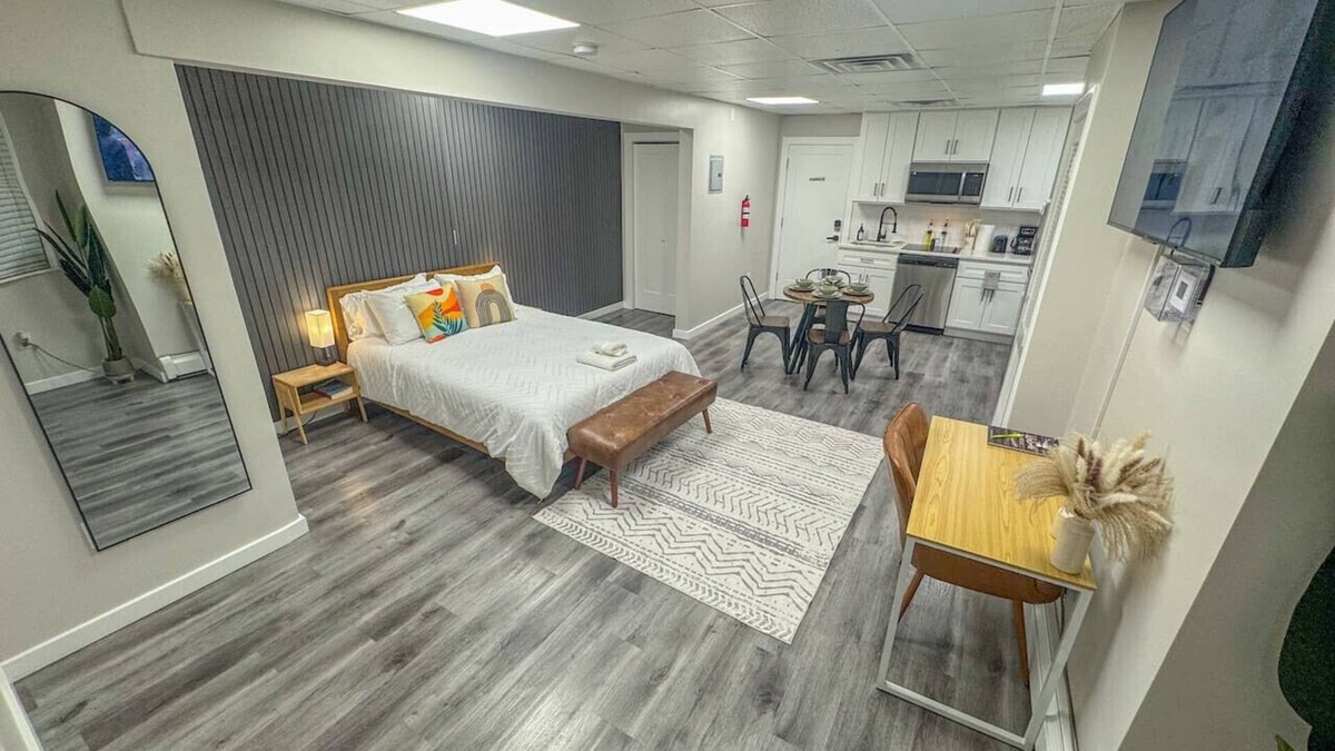North Ironbound Apartment | Smart and Cozy Studio NEAR NYC!