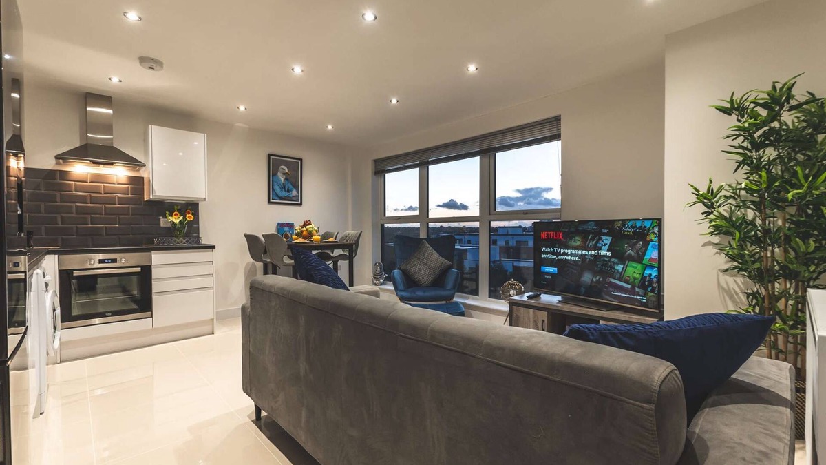 Southampton City Centre Apartment | Smart Apartments - The Royal Victoria