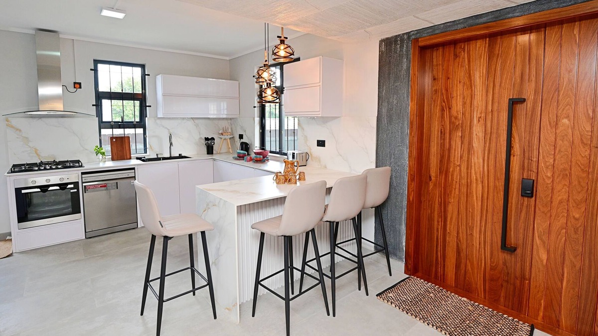 Vacoas-Phoenix House | Smart & Modern 2BR Home in Secure Gated Area