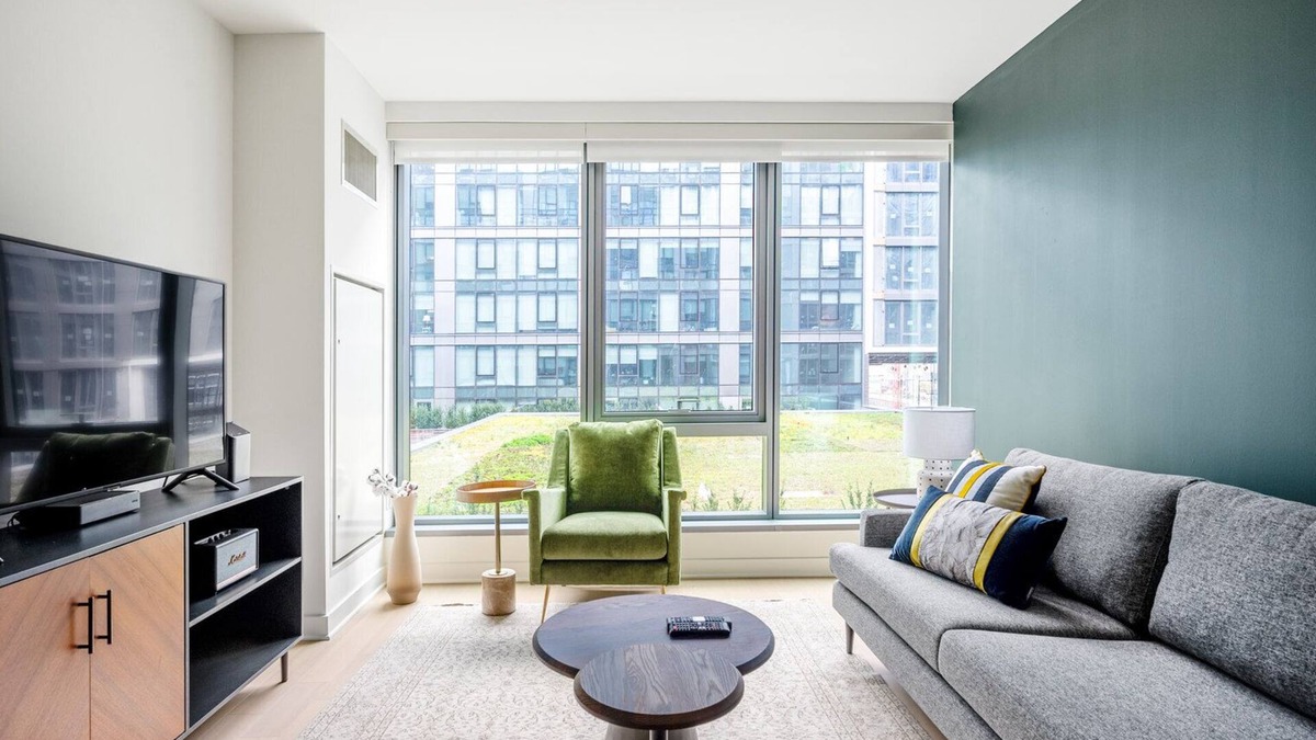 Navy Yard Apartment | Smart Navy Yard 1BR w/Gym, Doorman, Pool, near Metro, by Blueground