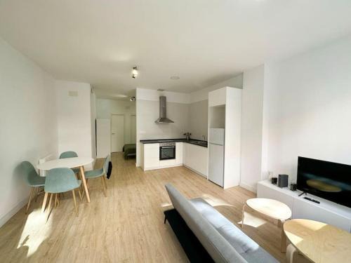 Puerta del Angel Apartment | Smart Studio MadridRio