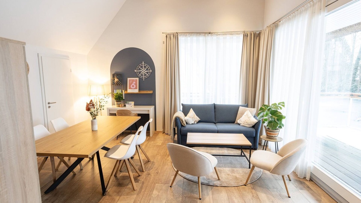Bad Zwischenahn Apartment | SmartFewo: Himmelsträumer | Penthouse | Sauna