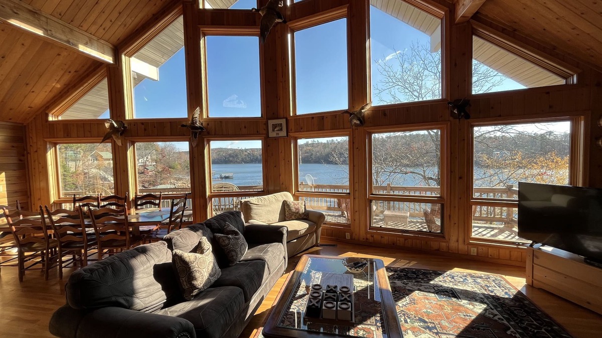 Houston House | Smith Lake Family Getaway - Amazing Views, Kayaks & Game Room