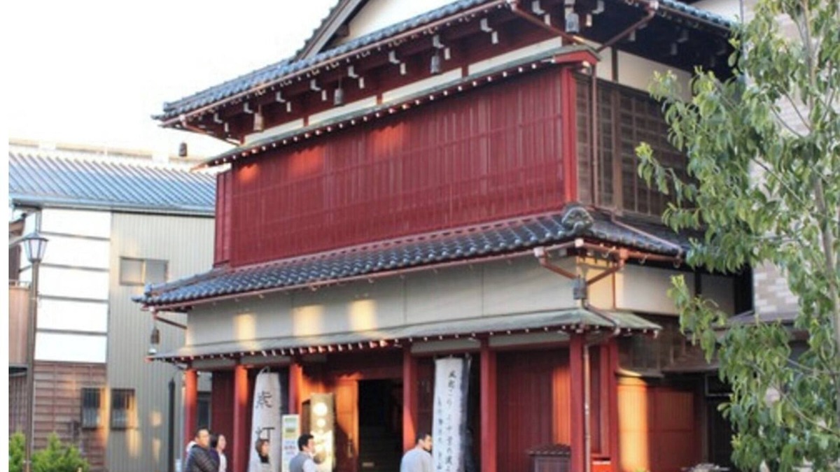 Akahodani Onsen Hotel | Smoking Breakfast included Modern spacious JapaneseWestern room Special offer 2 people /Kaga Ishikawa