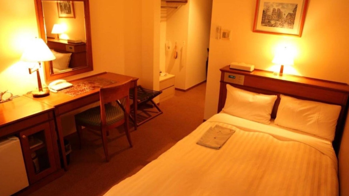 Ichibancho Hotel | Smoking single 18 m2 semidouble bed size/Sendai Miyagi