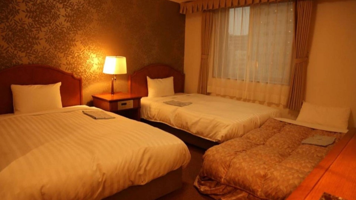 Ichibancho Hotel | Smoking triple room for 3 people without meals/Sendai Miyagi